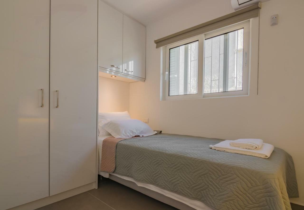 Best Seaview Attica Saronida Exterior photo